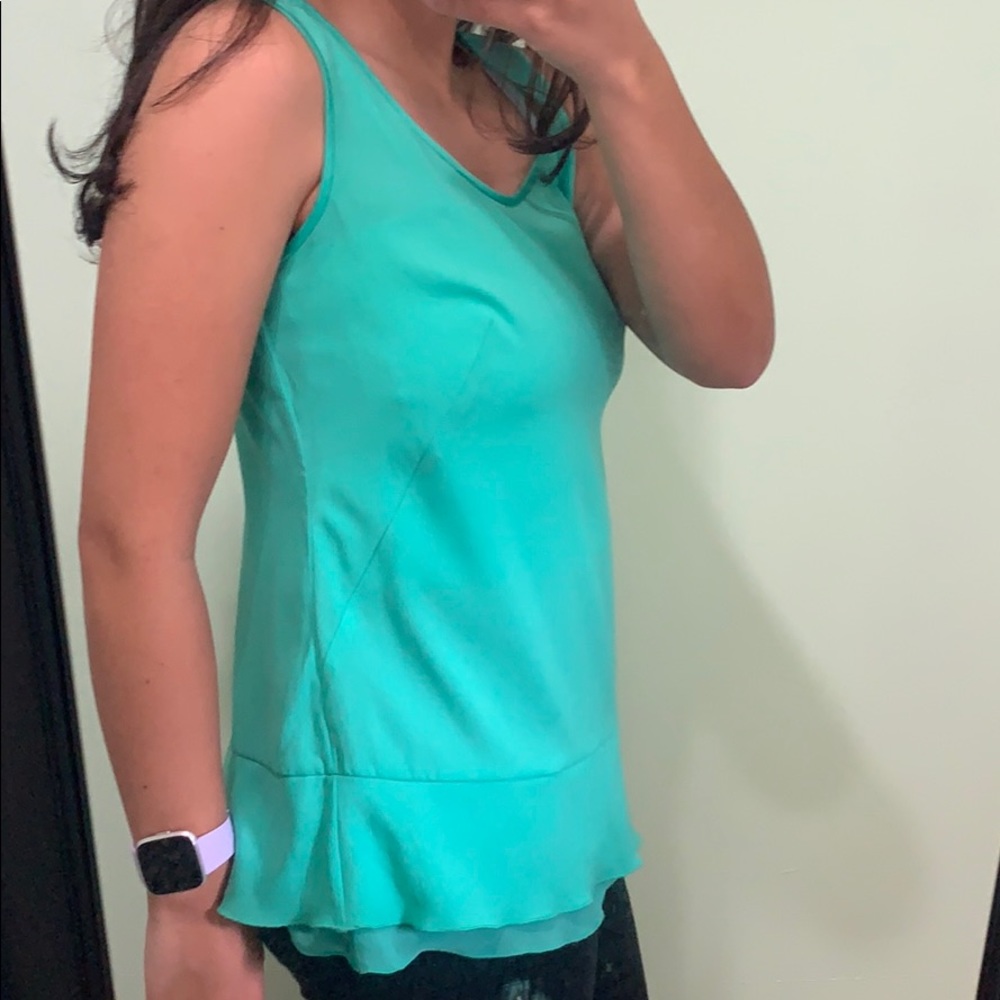 Ann Taylor Sleeveless Blouse - Picture 2 of 6